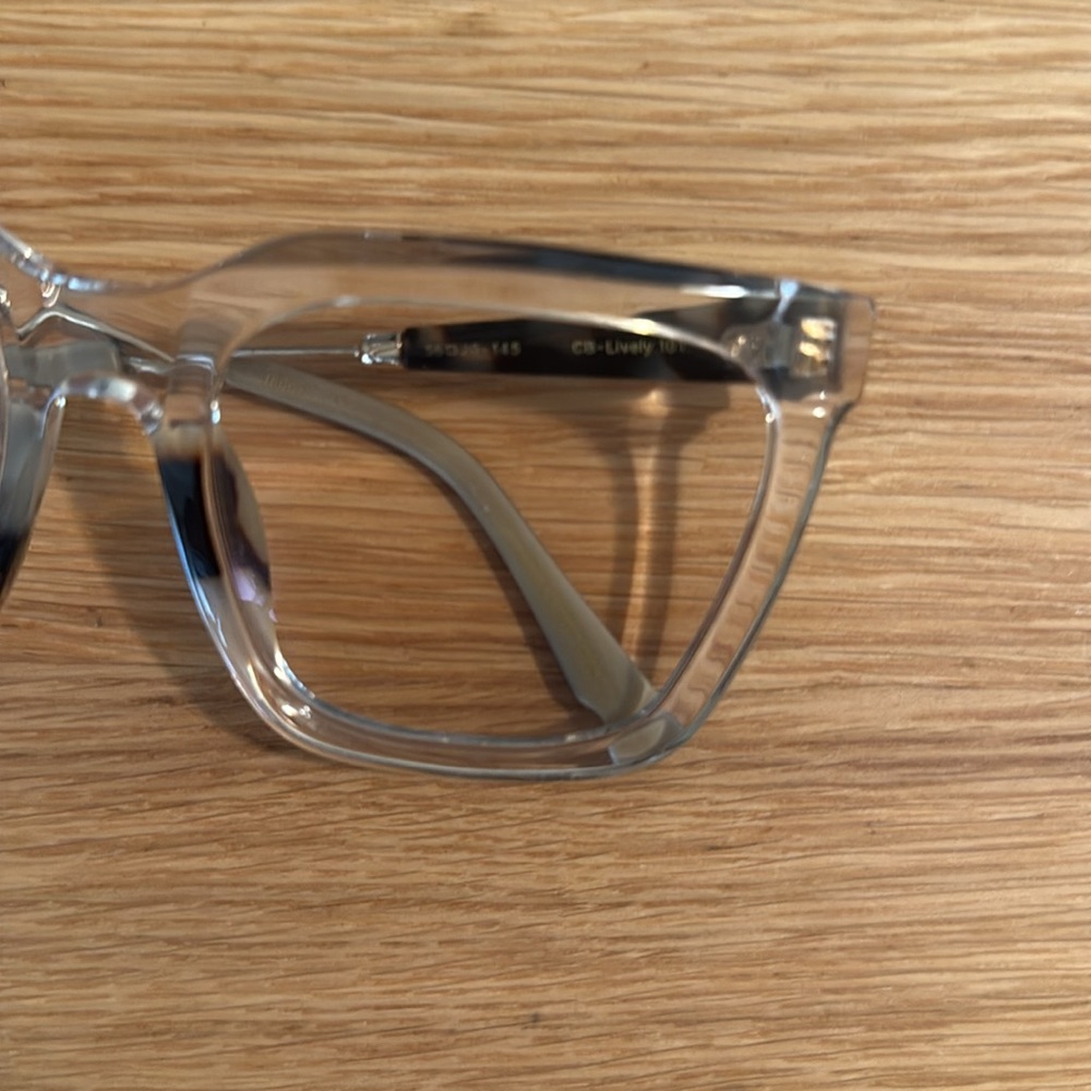 Clear Square Glasses with Black Case - Picture 8 of 10